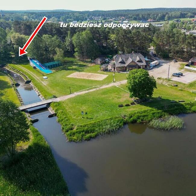 domek letniskowy kazdy na osobnej ogrodzonej działce