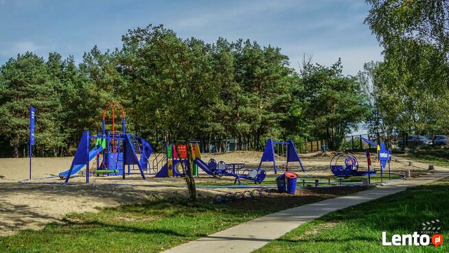 domek letniskowy kazdy na osobnej ogrodzonej działce