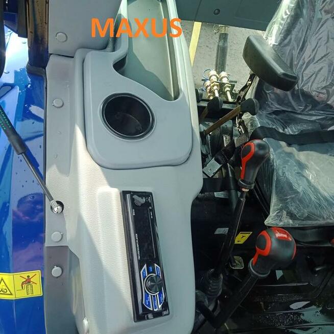 2026 rok Nowy MAXUS Traktor 180 KM + Ładowacz czołowy 4 w 1