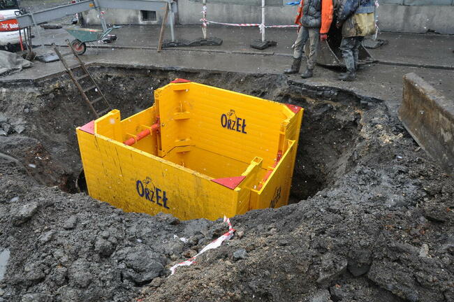 SZALUNEK DO WYKOPÓW-STUDNIA 2,5 x 2,5 !!!