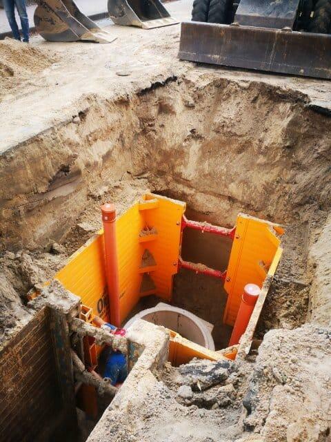 Szalunki obudowy zabezpieczenia do wykopów wynajem