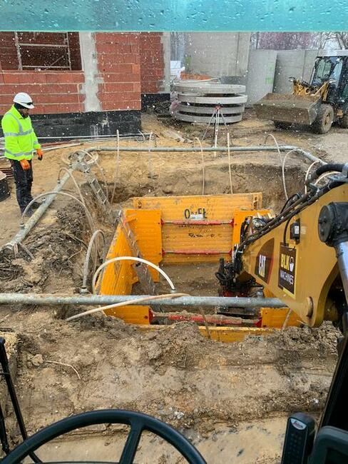 SZALUNEK DO WYKOPÓW-STUDNIA 2,5 x 2,5 !!!