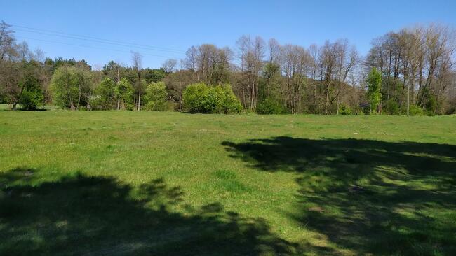 Sprzedam działkę nad rzeką