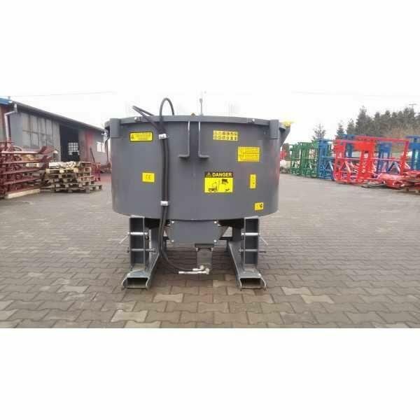 Betoniarka z napędem hydraulicznym 1200L