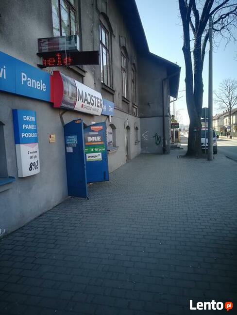 Oferujemy; drzwi, panele, podłogi, winyle i okna- z montażem