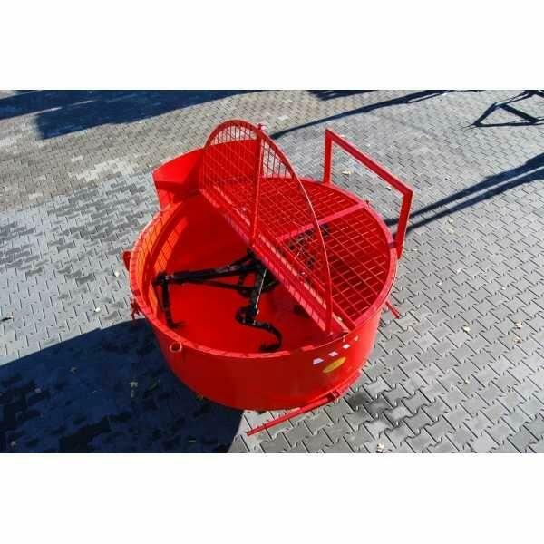 Betoniarka ciągnikowa 1800L z napędem WOM / PTO