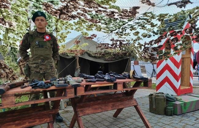 PRACA dla młodzieży - ANIMATOR na imprezach w WEEKENDY