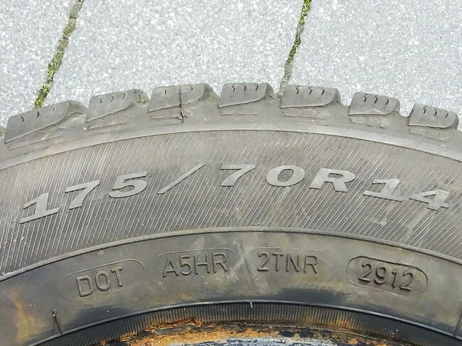 Opony zimowe Dębica Frigo 175/70 R14