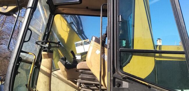 Caterpillar M315 kołowa