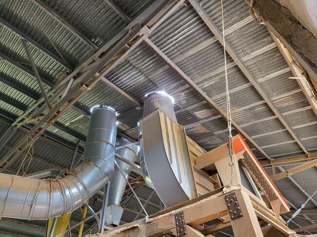 Kompletna linia instalacja odciągu TROCIN Ferrari Duża Mocna