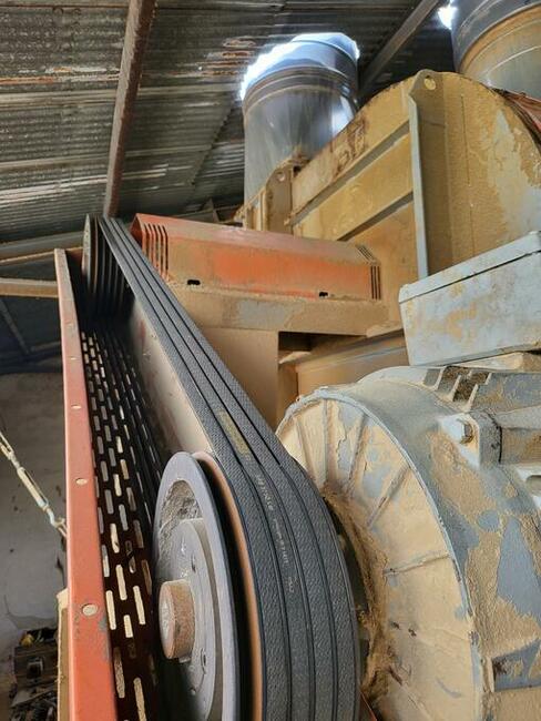 Kompletna linia instalacja odciągu TROCIN Ferrari Duża Mocna