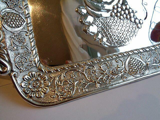 Taca - plater w kolorze srebrnym