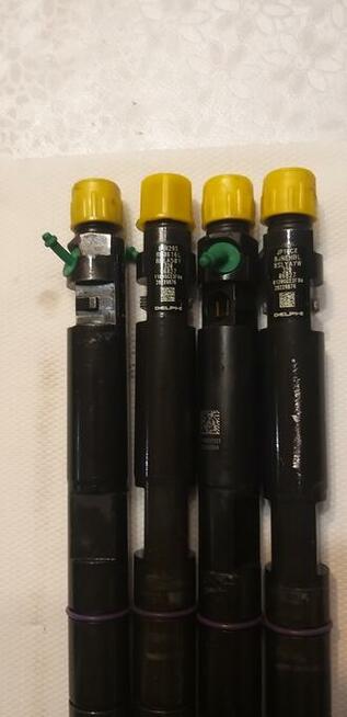 Wtryski JCB 3CX 4CX 320/06827 DELPHI