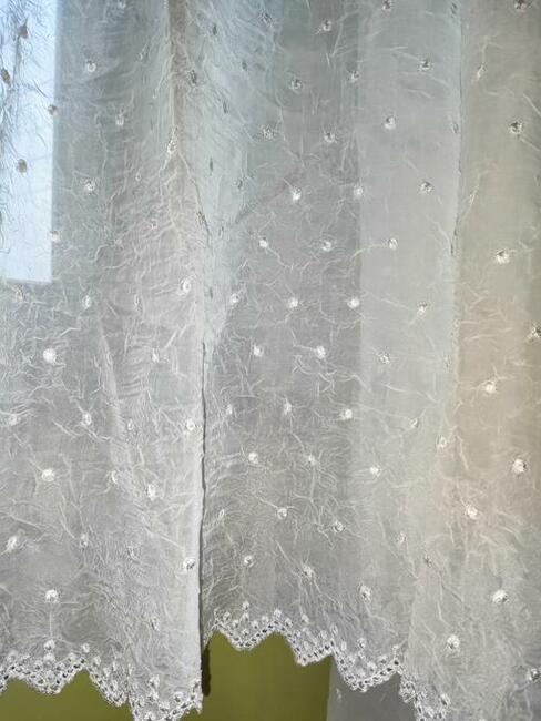 Firanka biała z falbaną 160 x 210-stan bardzo dobry !