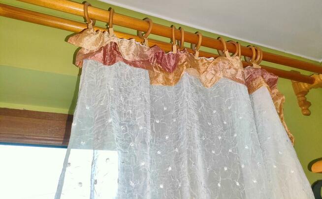 Firanka biała z falbaną 160 x 210-stan bardzo dobry !