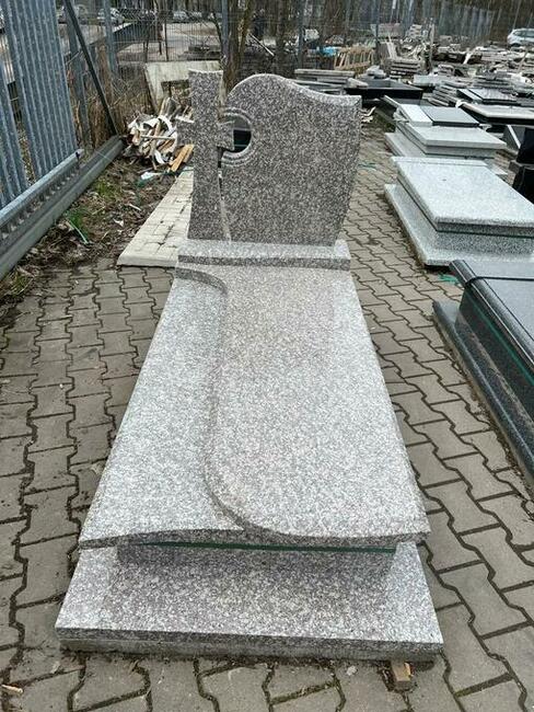 Montaż nagrobkow itp