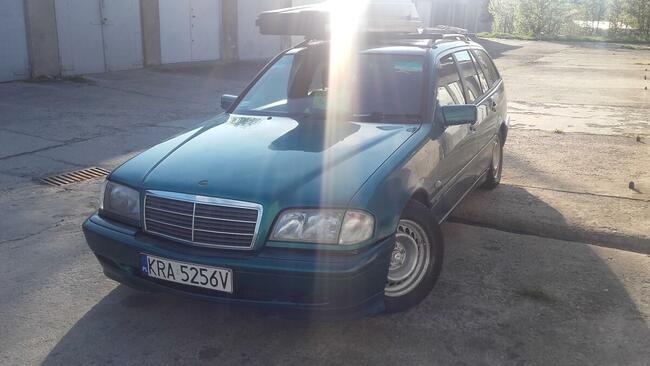 Mercedes W202 C180 KombiAutomatic w pelni sprawny garazowany