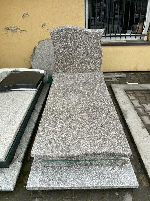 Montaż nagrobkow itp