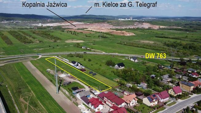 budowlana komercyjna z widokiem na zamek w Chęcinach