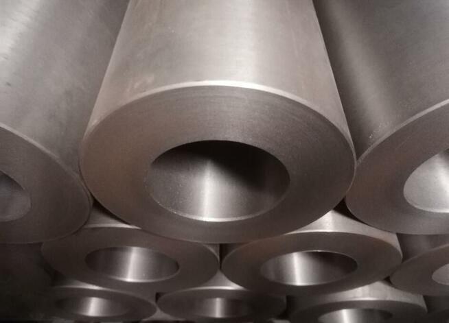 Tuleje żeliwne tulejki żeliwo