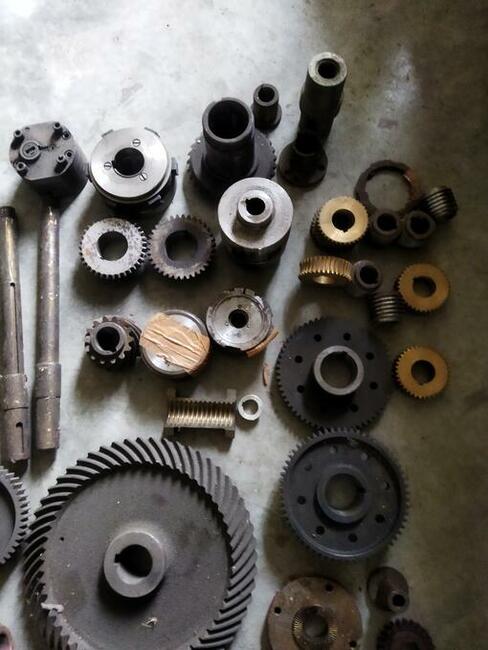 Części do frezarek tokarek itp.