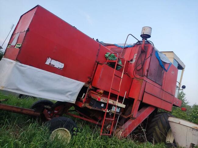 Sprzedam kombajn zbożowy- BIZON ZO56