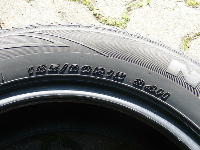 Opony Nexen Nblue HD 185/60/R15 84H 4szt