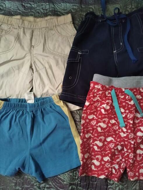 Zestaw 4 sztuki spodenek chłopięcych