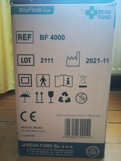 Materac przeciwodleżynowy pneumatyczny z kompresorem