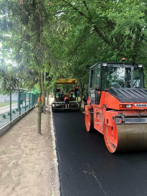 Asfaltowanie, budowa dróg, naprawa dróg