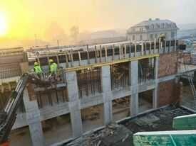 budowa domów ekipa budowlana płyta fundamentowa