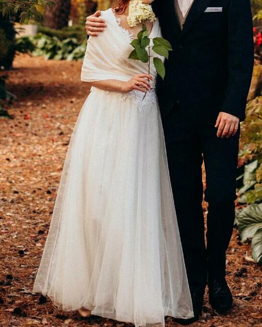 Suknia ślubna rozmiar S/M + welon, etola i koło w zestawie