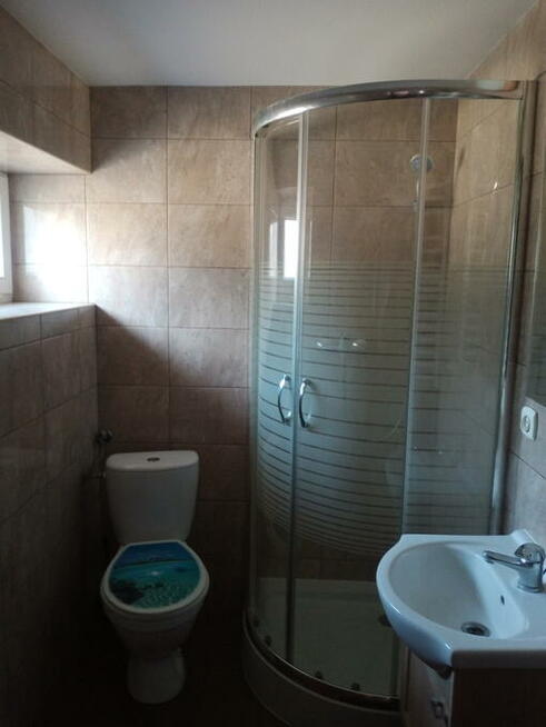 Noclegi u Basi w Białej Rawskiej, Kwiatowa 5