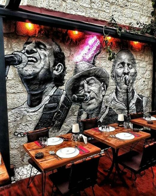 Artystyczne malowanie ścian za pomocą profesjonalnej drukark