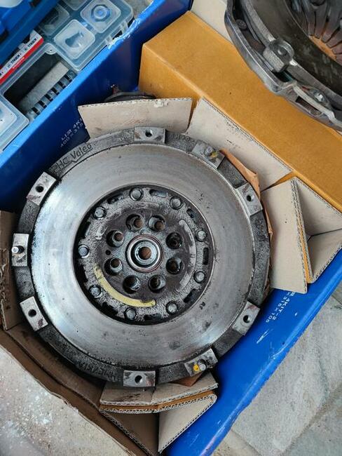 DWUMASA - HYUNDAI I40 1.7 CRDi 1685ccm ze sprzęgłem