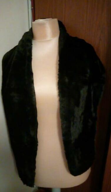 Etola czarna futerko