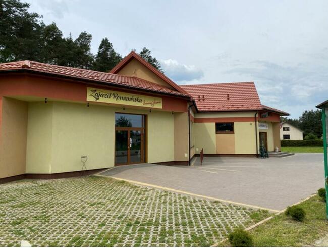 Budynek handlowo-usługowy k. Ostrowi Mazowieckiej