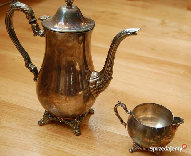 Stary dzbanek i mlecznik, platerowany srebrem, Oneida USA.