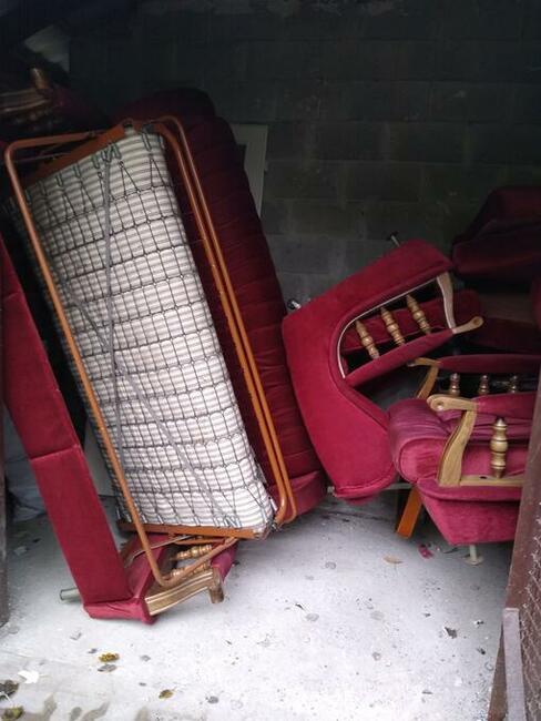 WYWÓZ/WYNOSZENIE MEBLI opróżnianie mieszkań domów firm