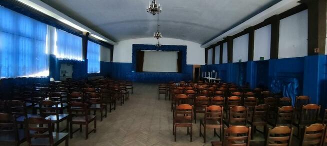 Lokal usługowy 1650 m²