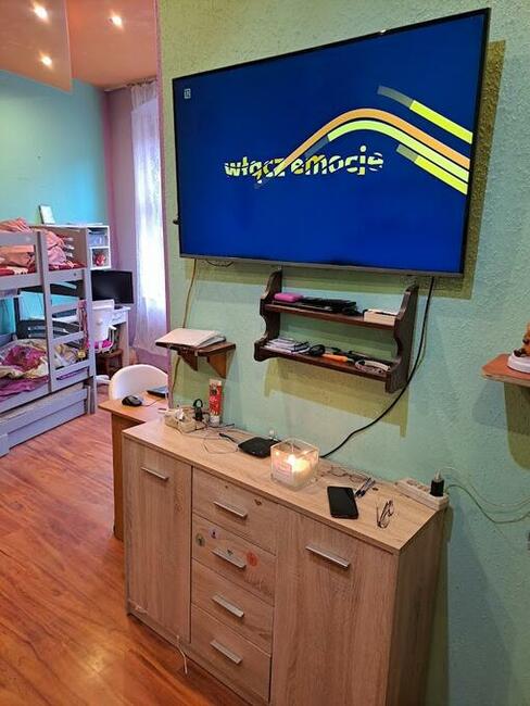 Zamienie mieszkanie na większe trzypokojowe z kuchnią.