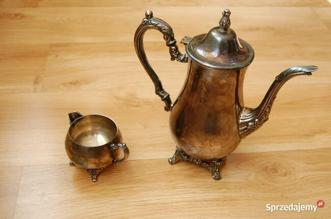 Stary dzbanek i mlecznik, platerowany srebrem, Oneida USA.