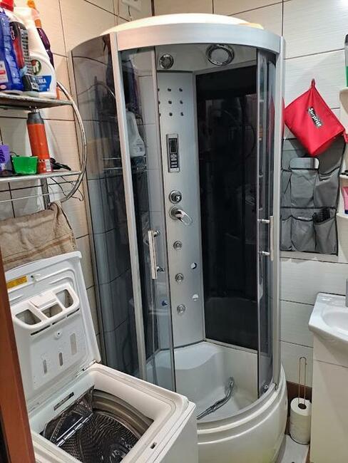 Zamienie mieszkanie na większe trzypokojowe z kuchnią.