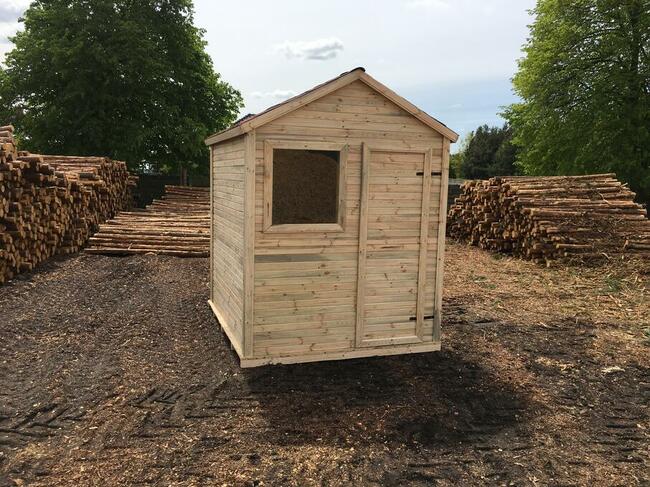 Domek drewniany, letniskowy, narzędziowy, drewutnia, magazynek