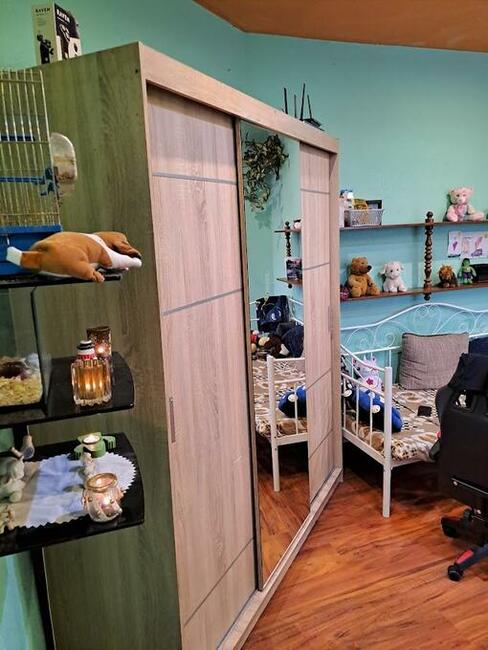 Zamienie mieszkanie na większe trzypokojowe z kuchnią.