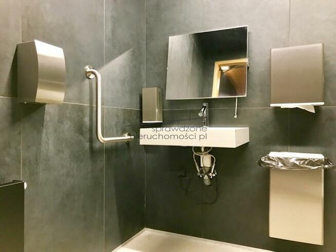 Lokal z Antresolą - Usługi, Handel - Łazienki Królewskie