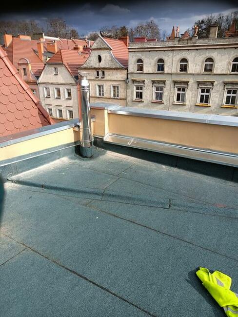 Dekarz Papa Termozgrzewalna. Membrana PVC TPO FPO szczelnośc