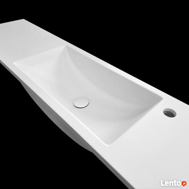 Umywalka łazienkowa z zaoblonym dnem, zintegrowana z blatem