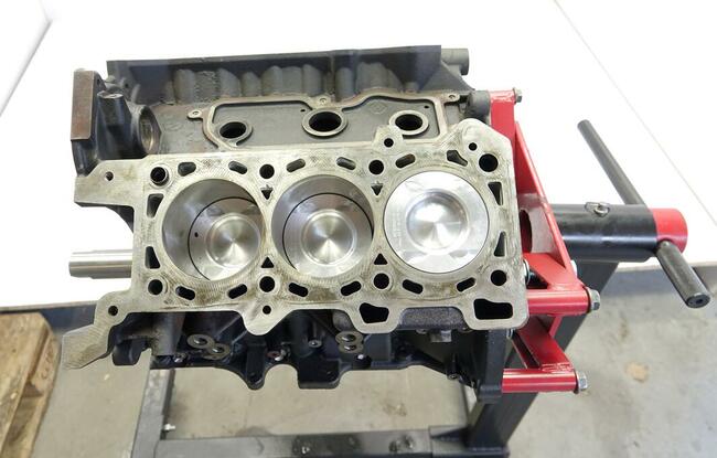 SILNIK REGENEROWANY INFINITI NISSAN RENAULT 3.0 V9X