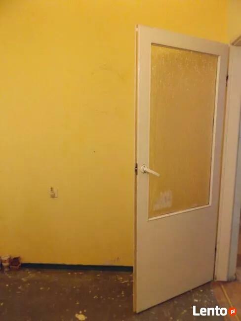 Sprzedam mieszkanie Polakowi.